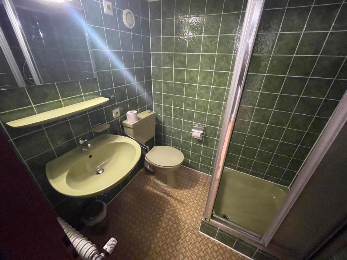 Beny Hotel Restaurant Hertingen Zewnętrze zdjęcie