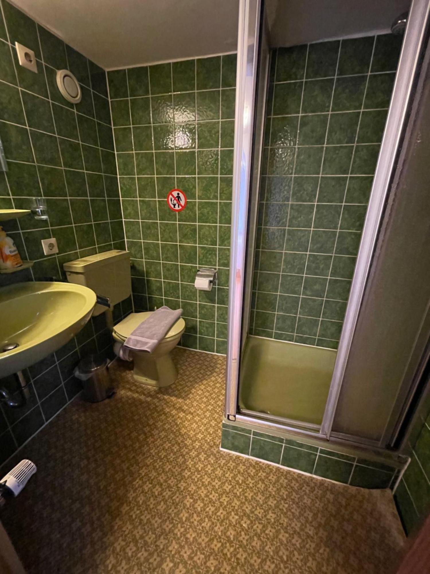 Beny Hotel Restaurant Hertingen Zewnętrze zdjęcie