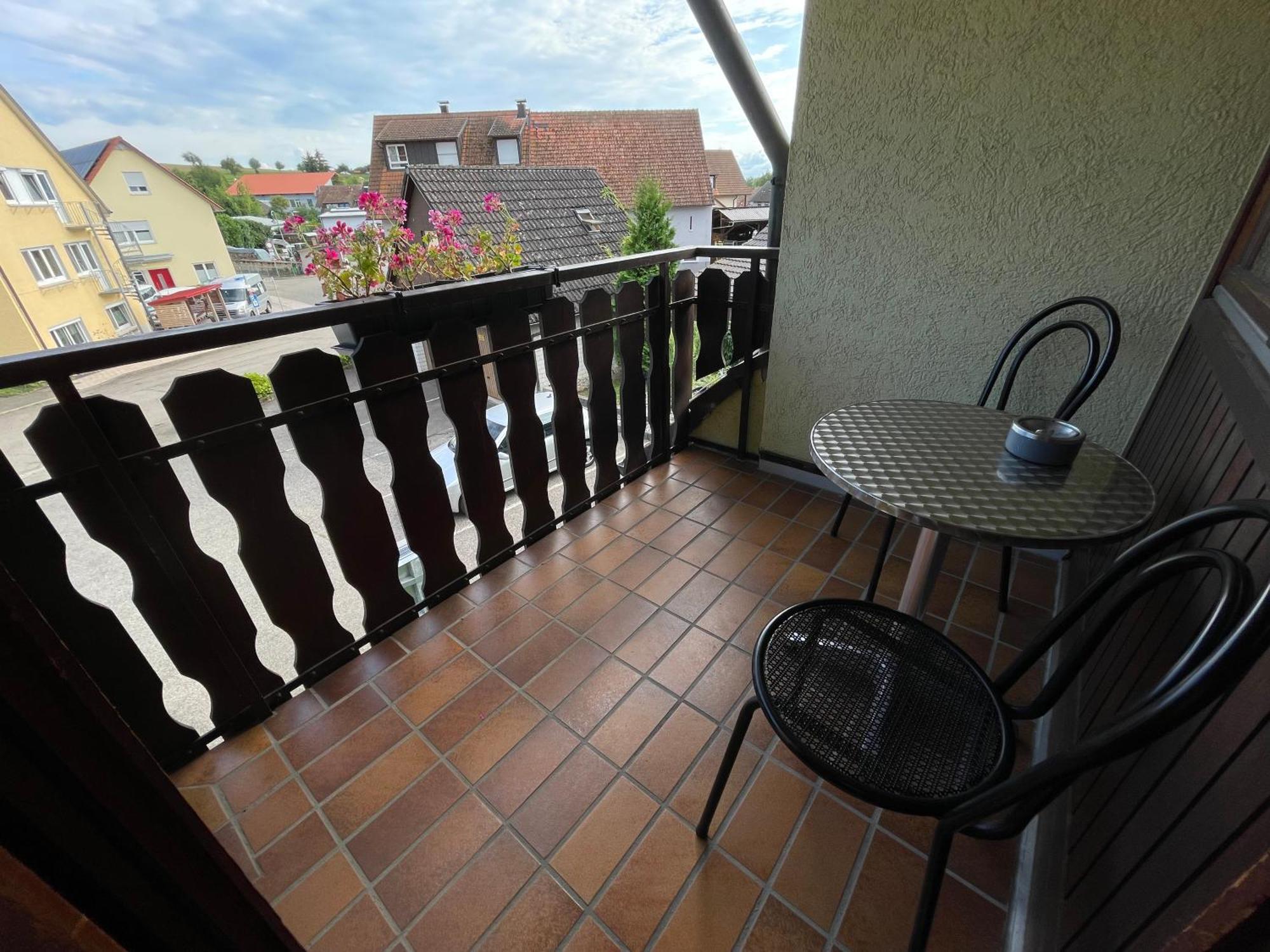 Beny Hotel Restaurant Hertingen Zewnętrze zdjęcie