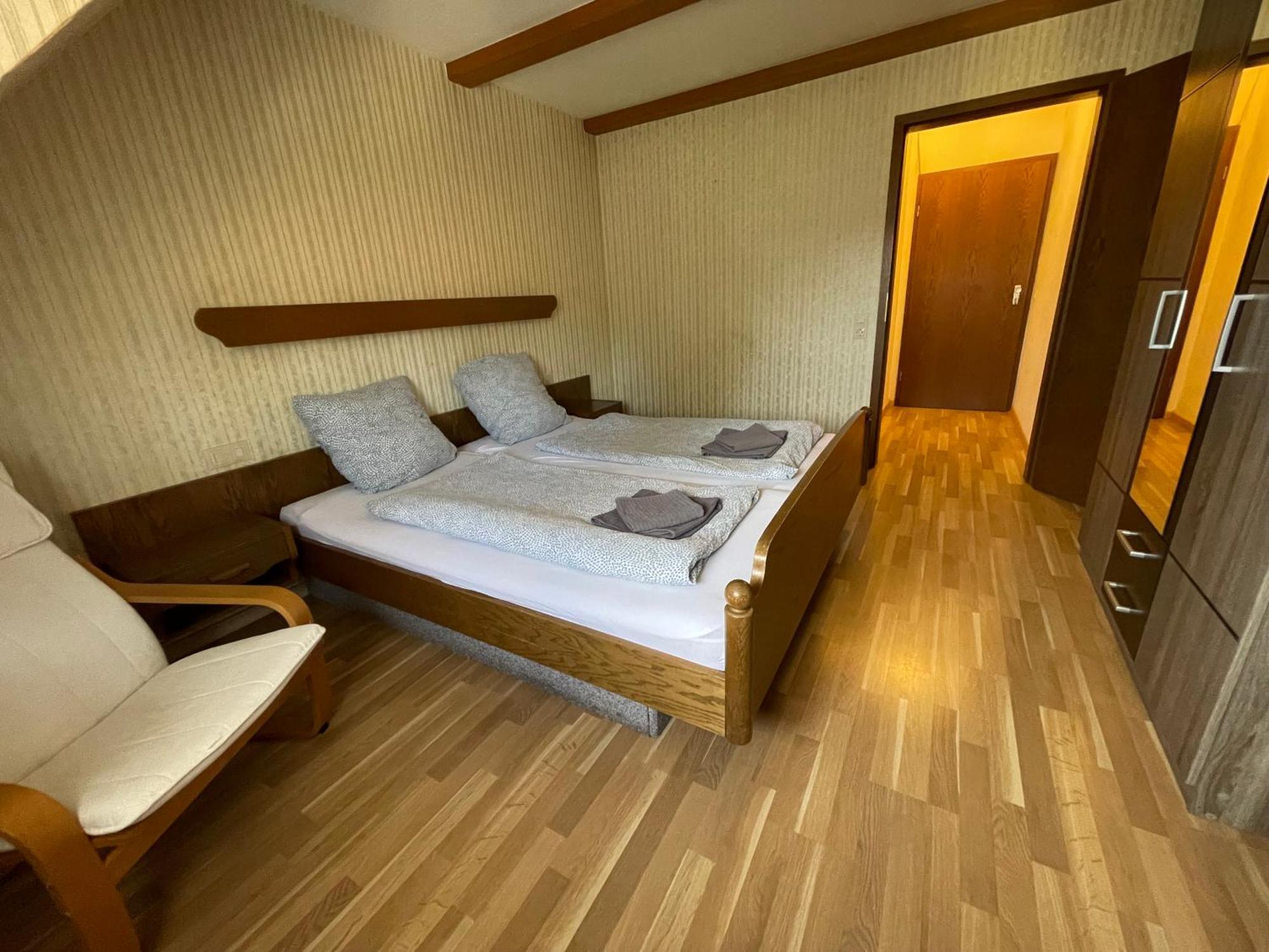 Beny Hotel Restaurant Hertingen Zewnętrze zdjęcie